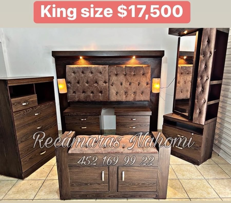King Size Nogal Capitonada con Luces